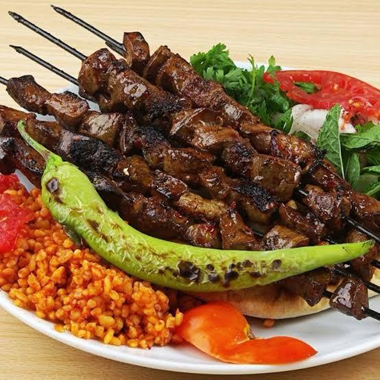 Ciğer Severler Buraya USTA KEBAPÇInın Meşhur Ciğer Şişi
